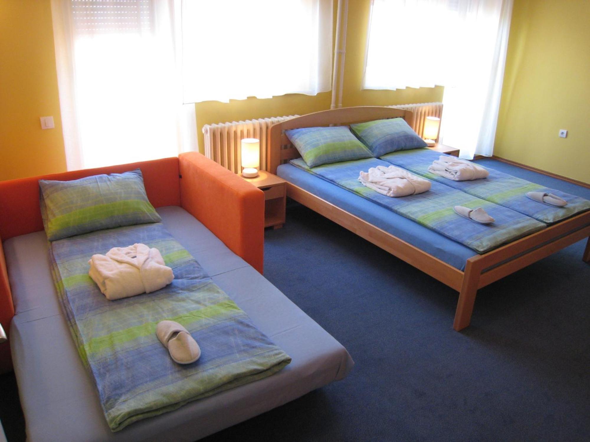Spirit Hostel And Apartments Белград Экстерьер фото
